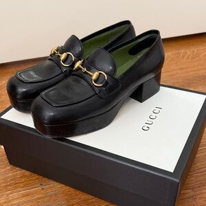 Gucci Women's Black Platform Loafers with Gold Detail
